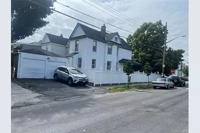 12518 97th Avenue, Richmond Hill, NY 11419 - Photo 2