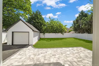 149 Fendale Street, Franklin Square, NY 11010 - Photo 40