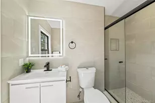 149 Fendale St, Franklin Square, NY 11010 - Photo 32
