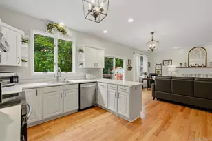 7 McCann Dr, Lagrangeville, NY 12540 - Photo 10