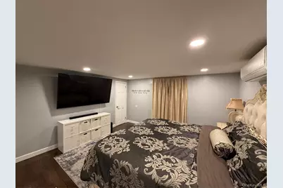 1626 Paula Lane, East Meadow, NY 11554 - Photo 16