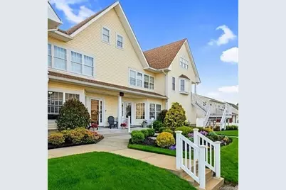 226 Westside Avenue #B23, Freeport, NY 11520 - Photo 2