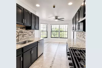 226 Westside Avenue #B23, Freeport, NY 11520 - Photo 4