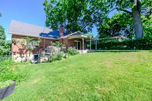 84 Ridgewood Ave, Yonkers, NY 10704 - Photo 26