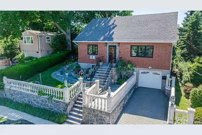 84 Ridgewood Avenue, Yonkers, NY 10704 - Photo 22