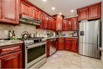 84 Ridgewood Avenue, Yonkers, NY 10704 - Photo 2
