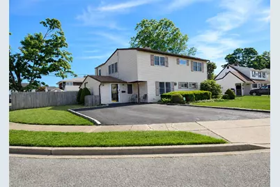 46 Marksman Lane, Levittown, NY 11756 - Photo 1