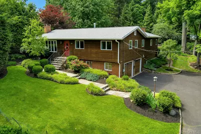 185 N Lincoln Street, Pearl River, NY 10965 - Photo 1