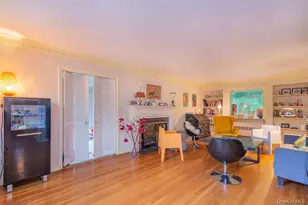 20 Dorchester Dr, Scarsdale, NY 10583 - Photo 2