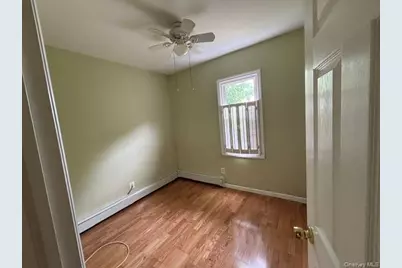 22 E 5th Street, Huntington Station, NY 11746 - Photo 12