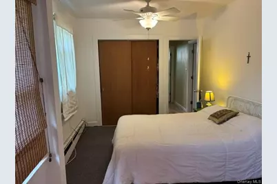 22 E 5th Street, Huntington Station, NY 11746 - Photo 10