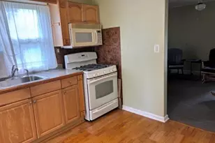 22 E 5th St, Huntington Station, NY 11746 - Photo 4