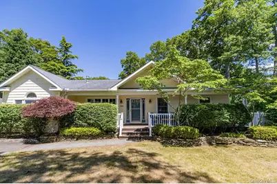 229 Alexander Avenue, Nesconset, NY 11767 - Photo 8