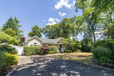 229 Alexander Avenue, Nesconset, NY 11767 - Photo 4
