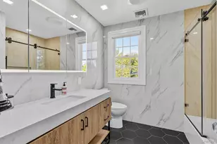 10 Magoun Rd, West Islip, NY 11795 - Photo 20