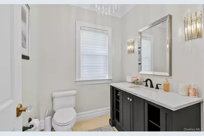 10 Magoun Road, West Islip, NY 11795 - Photo 16