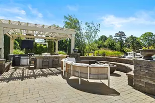 10 Magoun Rd, West Islip, NY 11795 - Photo 30
