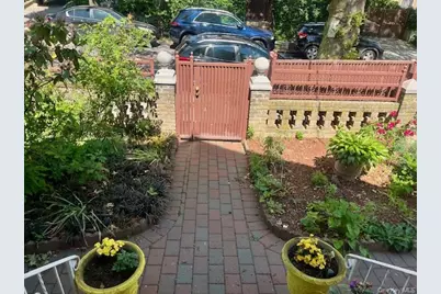 8424 109th Street, Richmond Hill, NY 11418 - Photo 28