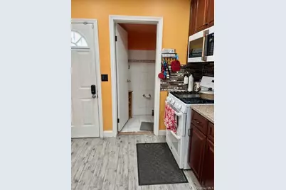 8424 109th Street, Richmond Hill, NY 11418 - Photo 14