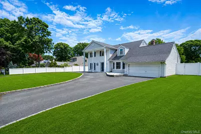 5 Priscilla Avenue, Holtsville, NY 11742 - Photo 2