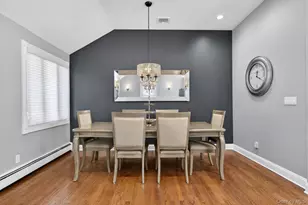 105 N Hamilton Ave, Lindenhurst, NY 11757 - Photo 8
