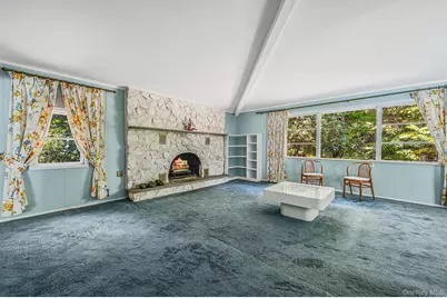 1520 Meday Avenue, Mattituck, NY 11952 - Photo 2