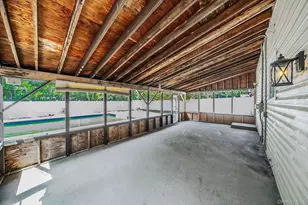 130 Greenbelt Pkwy, Holbrook, NY 11741 - Photo 10