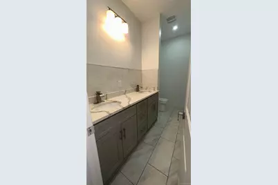 24934 147th Avenue, Rosedale, NY 11422 - Photo 10