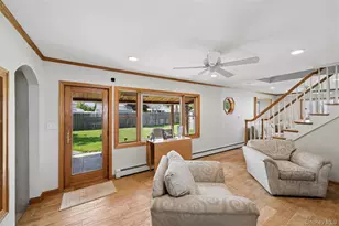 32 Carriage Ln, Levittown, NY 11756 - Photo 4