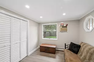 32 Carriage Ln, Levittown, NY 11756 - Photo 8