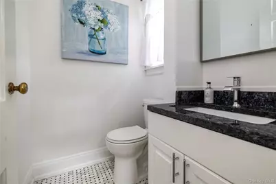 210 Demott Avenue, Rockville Centre, NY 11570 - Photo 12