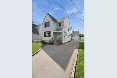 45 Kenmore Road, Valley Stream, NY 11581 - Photo 16