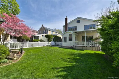 36 Barwick Street, Floral Park, NY 11001 - Photo 40