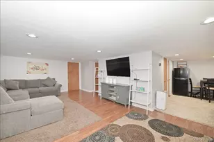 36 Barwick St, Floral Park, NY 11001 - Photo 30