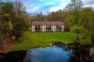 22 Lake Lodge Dr, Pleasant Valley, NY 12569 - Photo 2