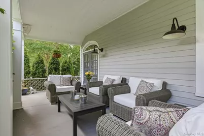 39 Little East Neck Road S, Babylon, NY 11702 - Photo 34