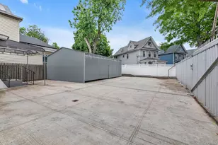 145-27 Guy R Brewer Blvd, Springfield Gardens, NY 11434 - Photo 38