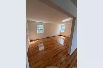 8 8th Street, New Hyde Park, NY 11040 - Photo 18