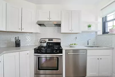 1273 North Avenue #5h Entrance 8, New Rochelle, NY 10804 - Photo 6