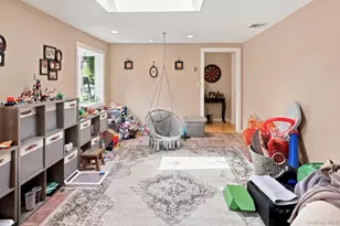 244 Grand Blvd, Massapequa Park, NY 11762 - Photo 14