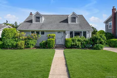 106 Campbell Street, New Hyde Park, NY 11040 - Photo 1