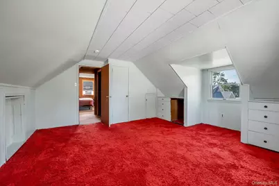 106 Campbell Street, New Hyde Park, NY 11040 - Photo 12