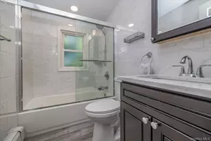 2545 Sycamore Ave, Wantagh, NY 11793 - Photo 12