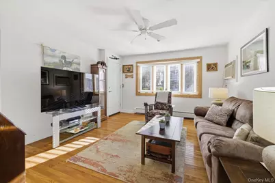 2545 Sycamore Avenue, Wantagh, NY 11793 - Photo 12