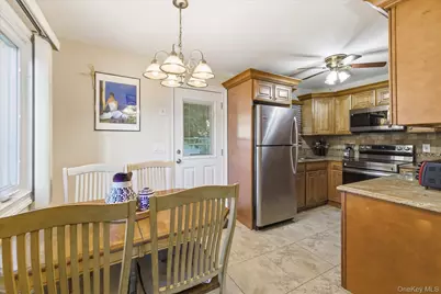 2545 Sycamore Avenue, Wantagh, NY 11793 - Photo 8