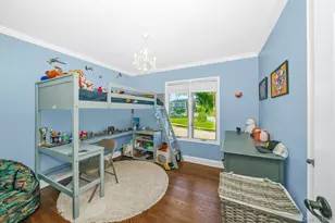9 Wayne Pl, Commack, NY 11725 - Photo 22