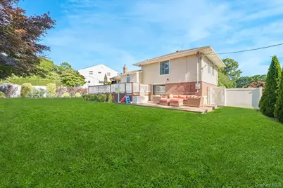 9 Wayne Place, Commack, NY 11725 - Photo 36