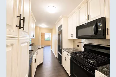 27110 Grand Central Parkway #7K, Floral Park, NY 11005 - Photo 10