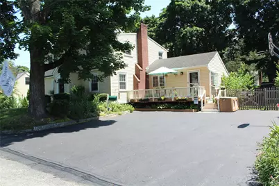 6 Howe Street, Huntington Station, NY 11746 - Photo 2