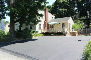 6 Howe St, Huntington Station, NY 11746 - Photo 2